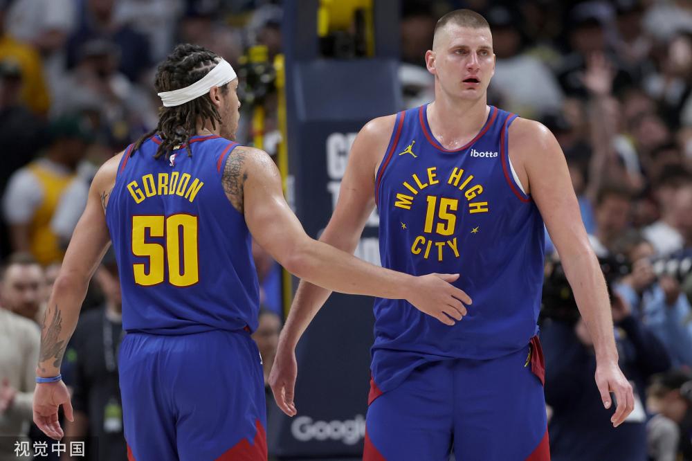 他有机会获 他有机会获