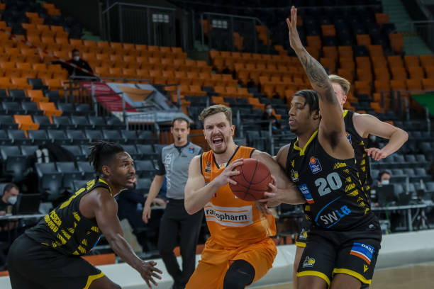 3日为莱利 3日为莱利