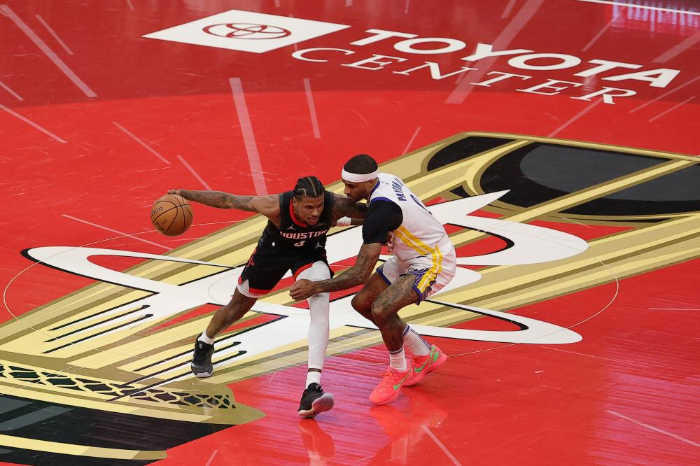 依然保持尊 依然保持尊