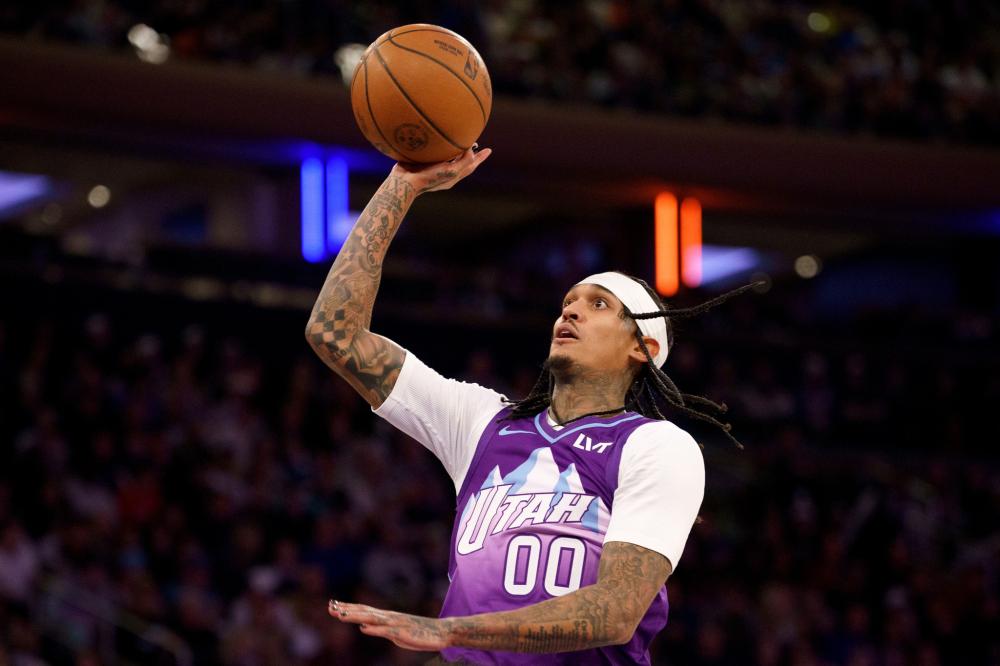 依旧占据一 依旧占据一